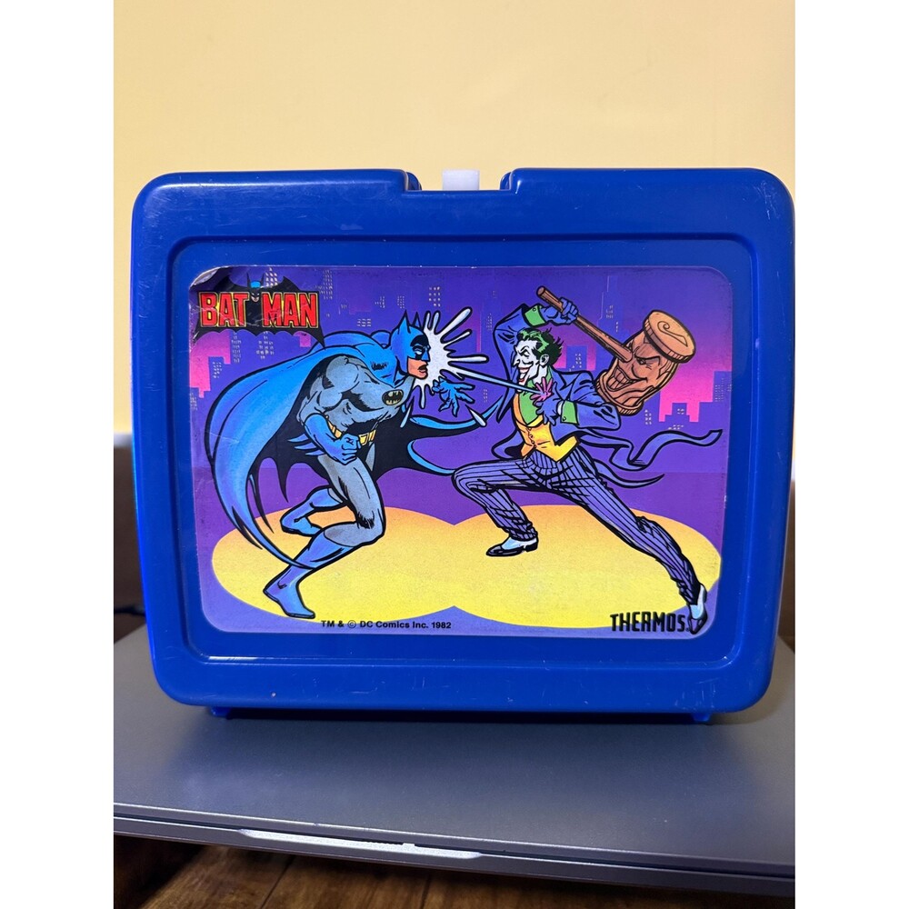Batman & Joker Lunch box by Thermos/1982 plastic lunch box/vintage DC comic